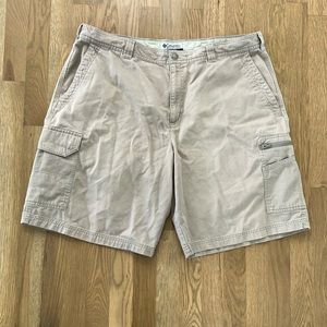 Columbia Men’s Tan 100% Cotton Outdoor Khaki Cargo Shorts